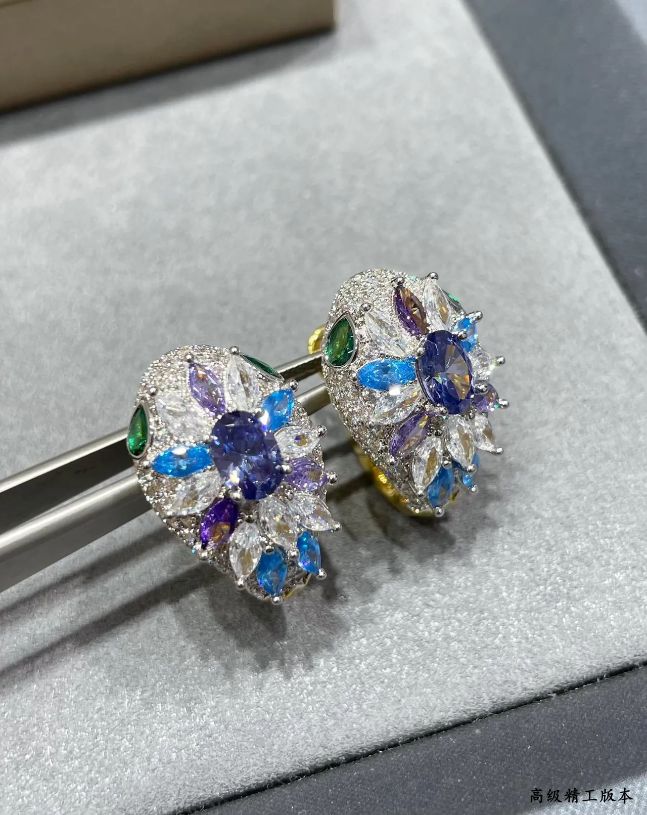 Gold-Tone Multigem Floral Cluster Hinged Hoop Earrings 8