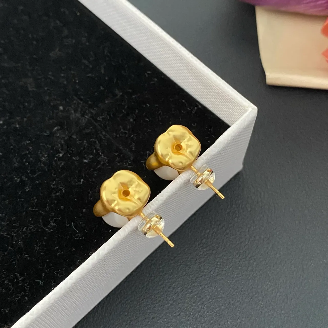 Gold-Tone Organic Sculptural Teardrop Pearl Stud Earrings 2