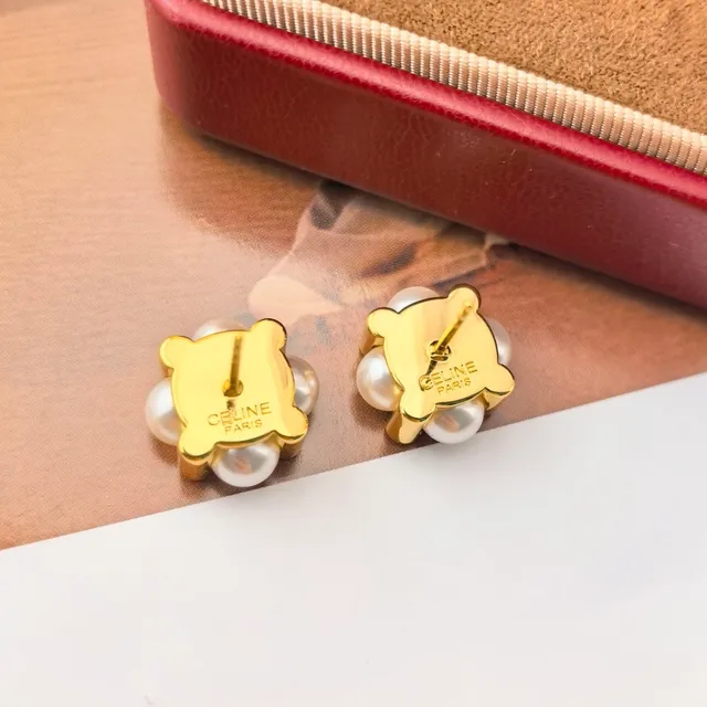 Gold-Tone Pearl and Crystal Floral Cluster Stud Earrings 5