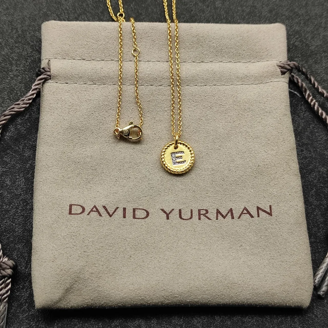 Gold-Tone Rope-Edge Diamond Initial 'E' Pendant Necklace 5