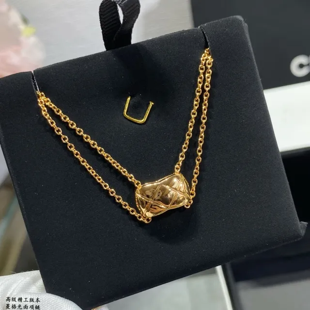 Gold-Toned Quilted Envelope Pendant Double Chain Necklace 8
