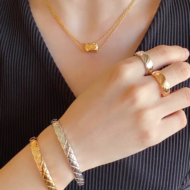 Gold-Toned Quilted Envelope Pendant Double Chain Necklace 9