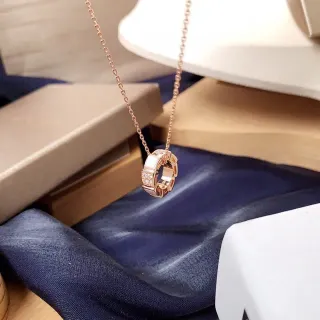 金白链环形吊坠项链