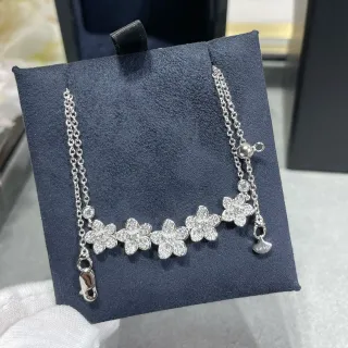 Graff Flowers Cinco-Pétalos Pavé Diamante Pulsera