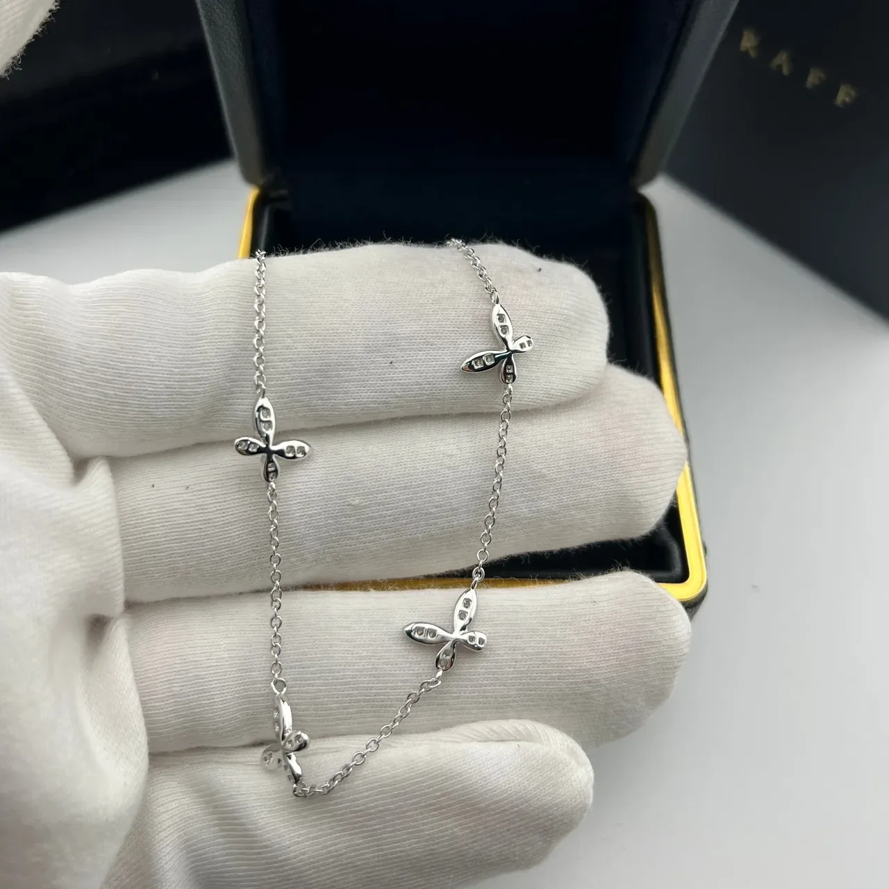 Graff Silver Black Pavé-Set Floral Motifs Necklace 3