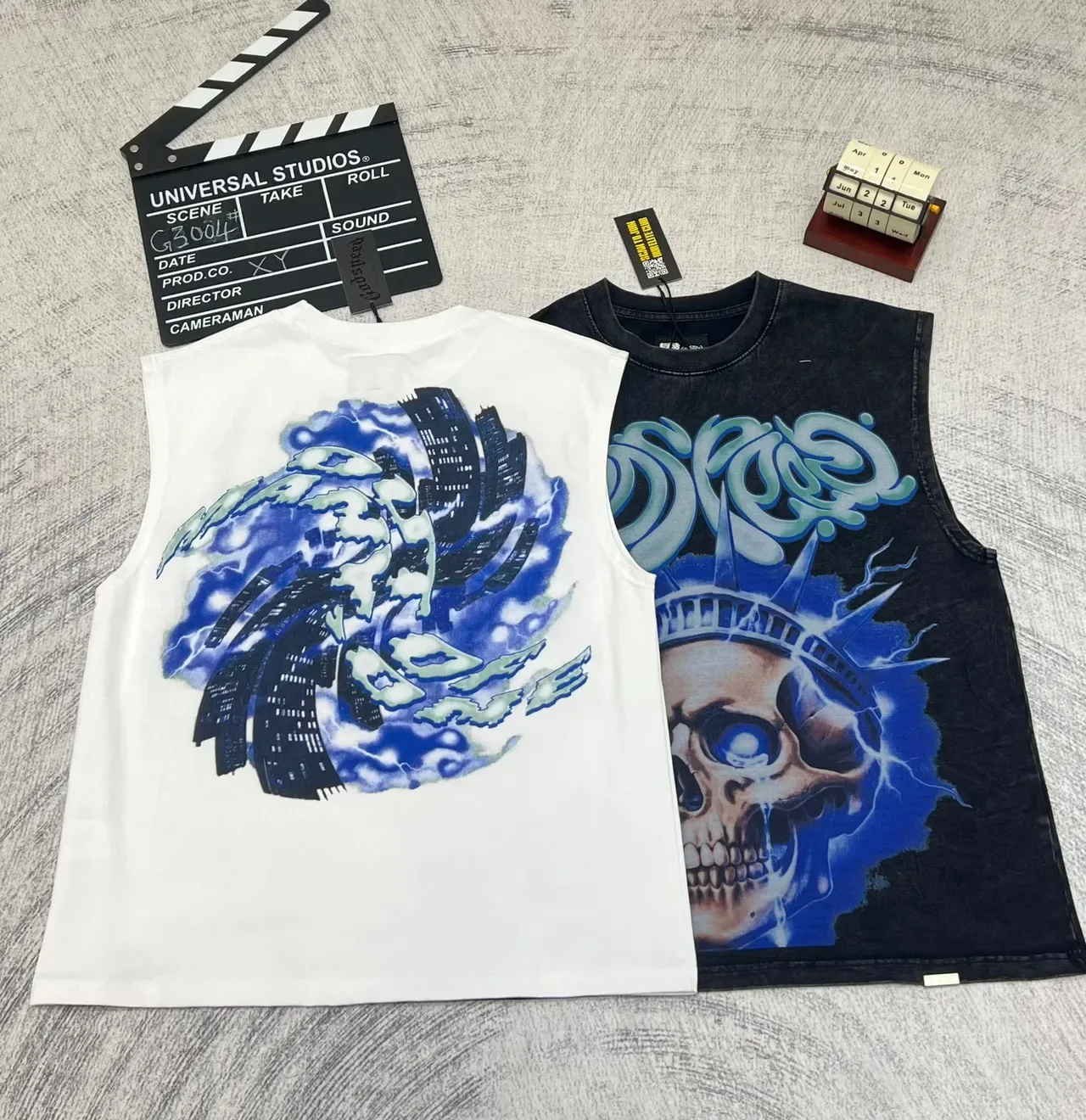 Graphic-Print Sleeveless Crew-Neck Vest Top 2