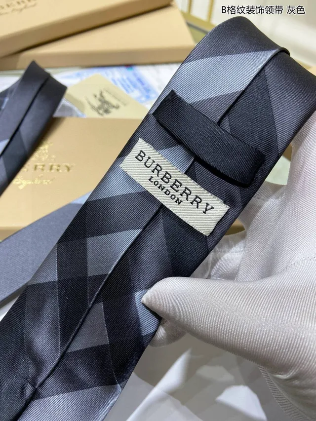 Gray and Black Checkered Silk Hand-Made Necktie 9