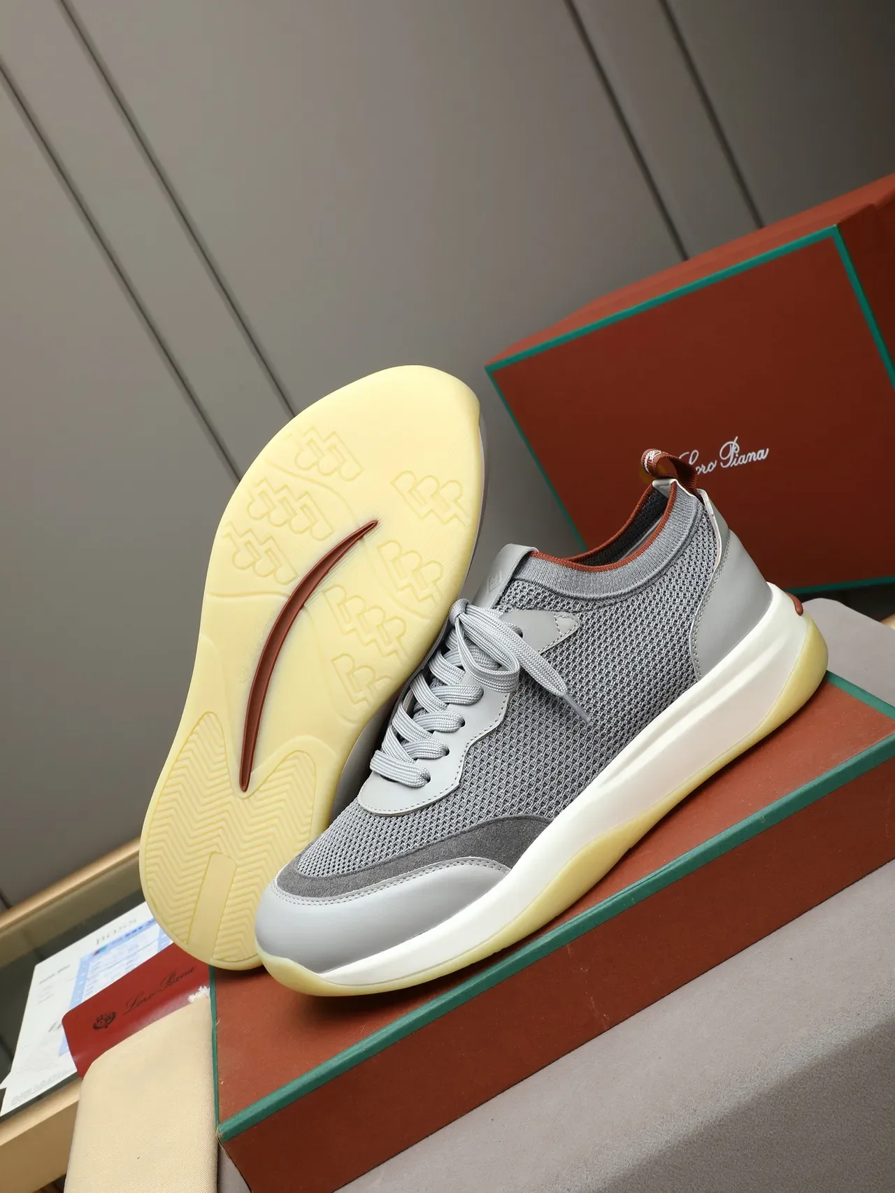 Gray Beige Knit Mesh Upper Layered Synthetic Overlays Sneakers 4