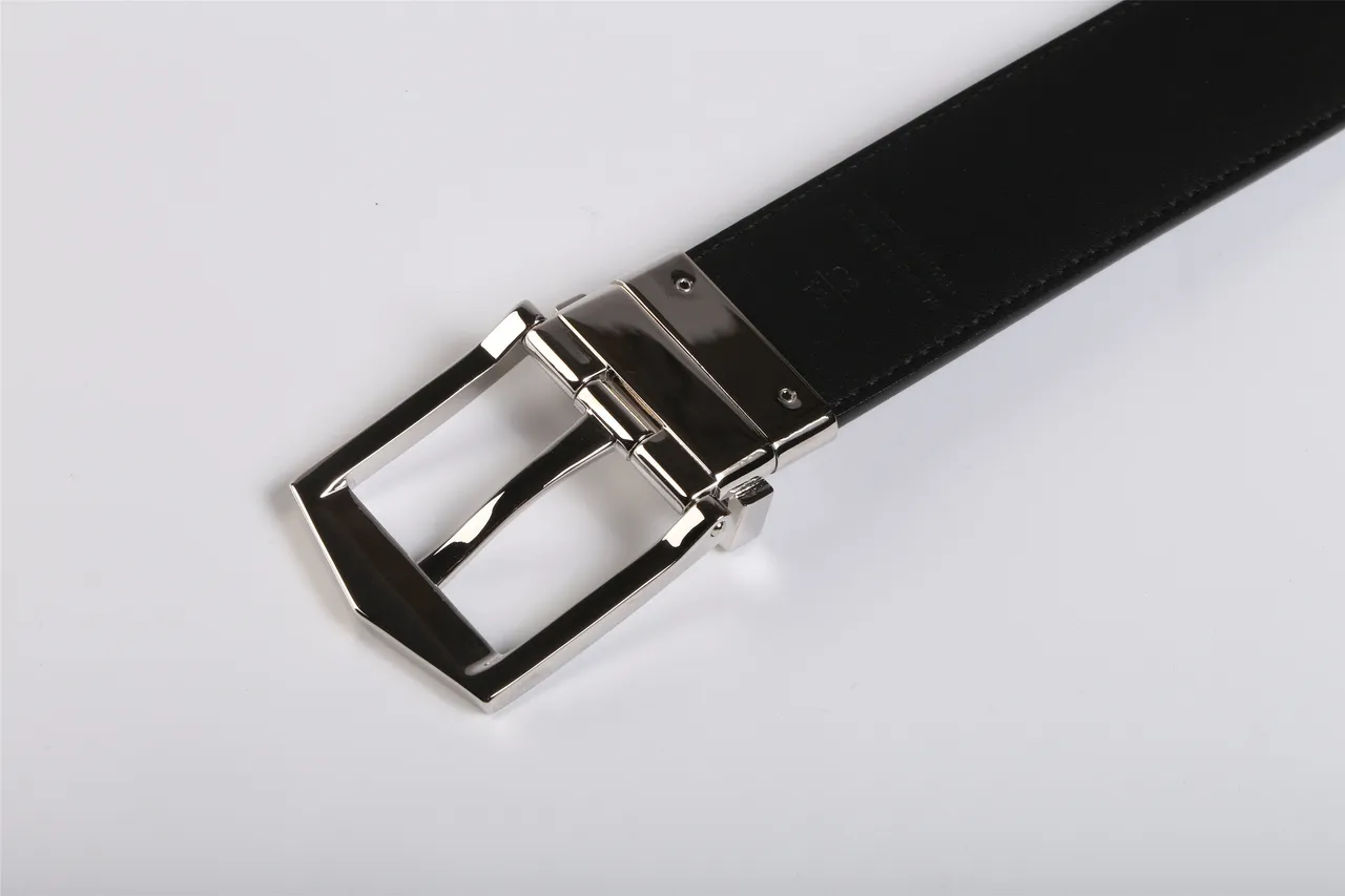 Gray Silver Reversible Geometric-Patterned Leather Belt 2