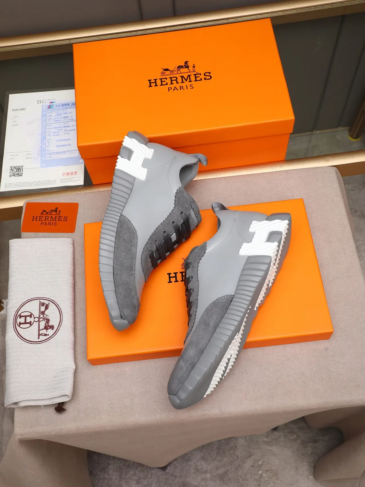 Gray White Two-Tone Leather-Suede Upper Sculpted Ribbed Midsole Sneakers 2