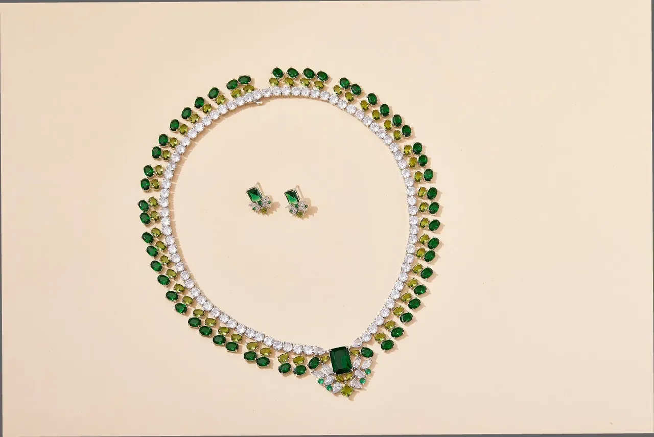 Green and Clear Gemstone Multi-Row Collar Necklace 6