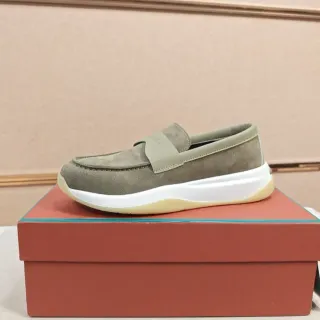 绿色米色麂皮 Moc-Toe 构造乐福鞋