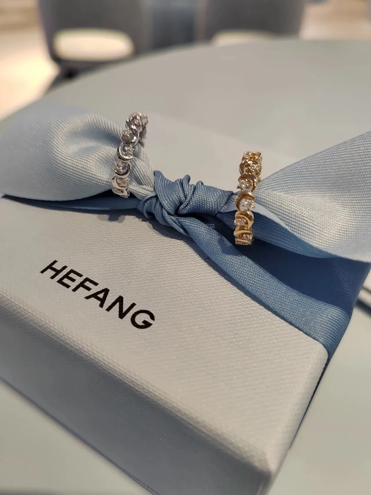 HEFANG Blue Gold Pavé-Set Multi-Stone Ring 9