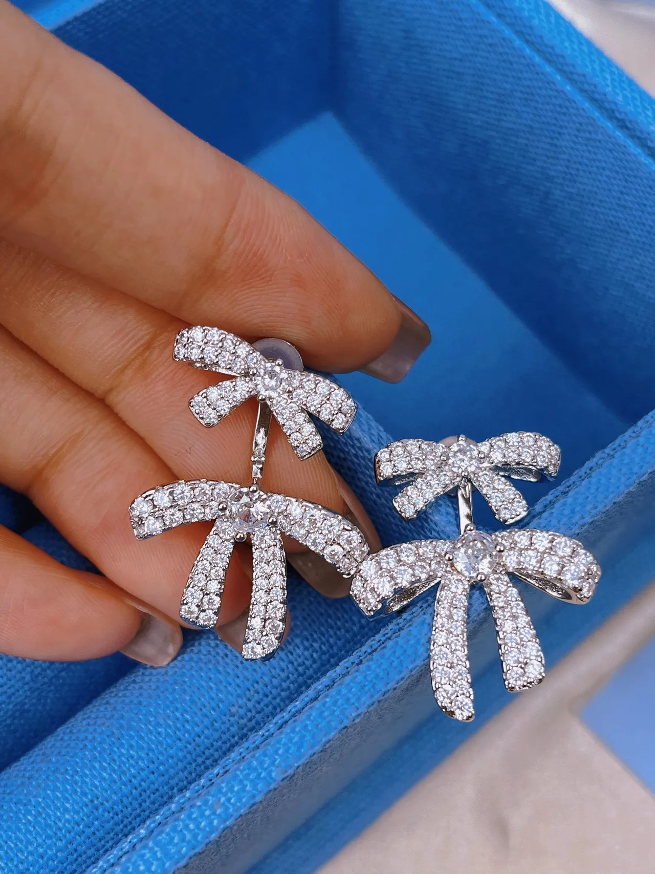 HEFANG Bow Motif Pavé Crystal Stud Earrings 4