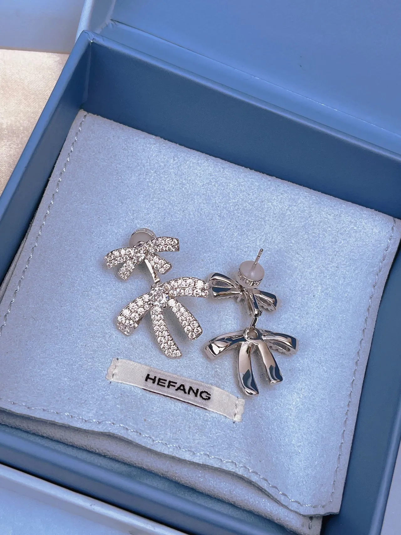 HEFANG Bow Motif Pavé Crystal Stud Earrings 7