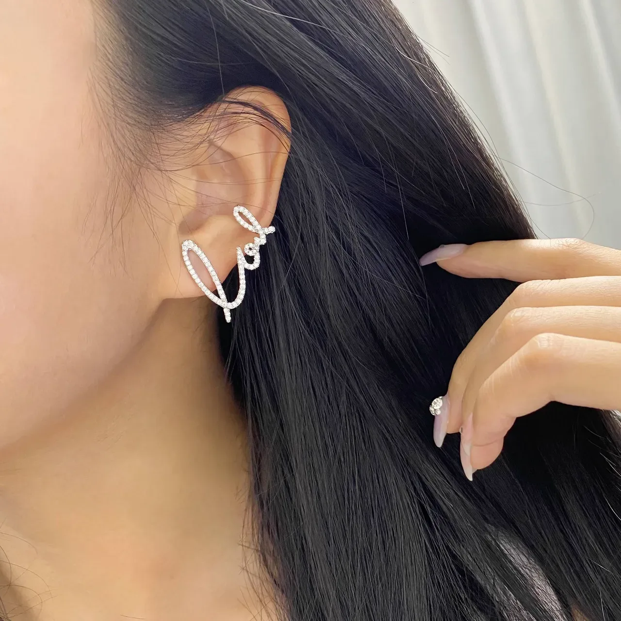 HEFANG Silver White Pavé Crystal-Encrusted Asymmetrical Script Silhouette Earrings 2