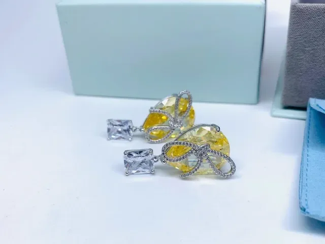 HEFANG Yellow Gemstone Bow Motif Drop Earrings 4