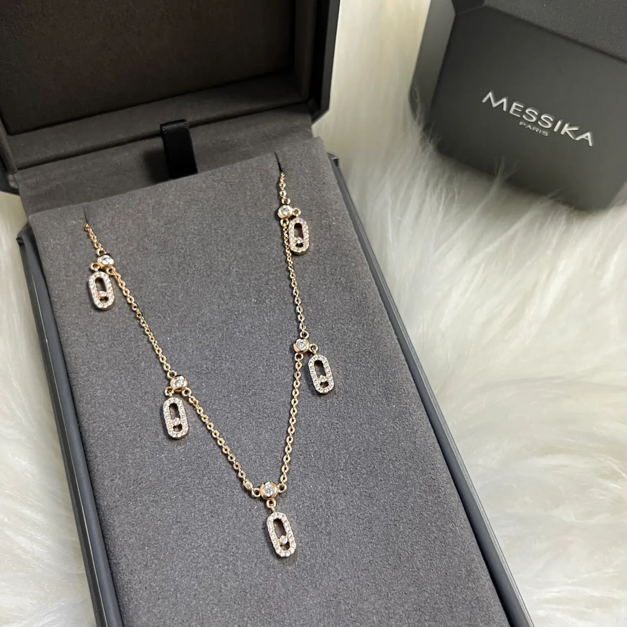 Messika Move Classic Silver White Pavé-Set Oval Links Delicate Chain Construction Necklace 2