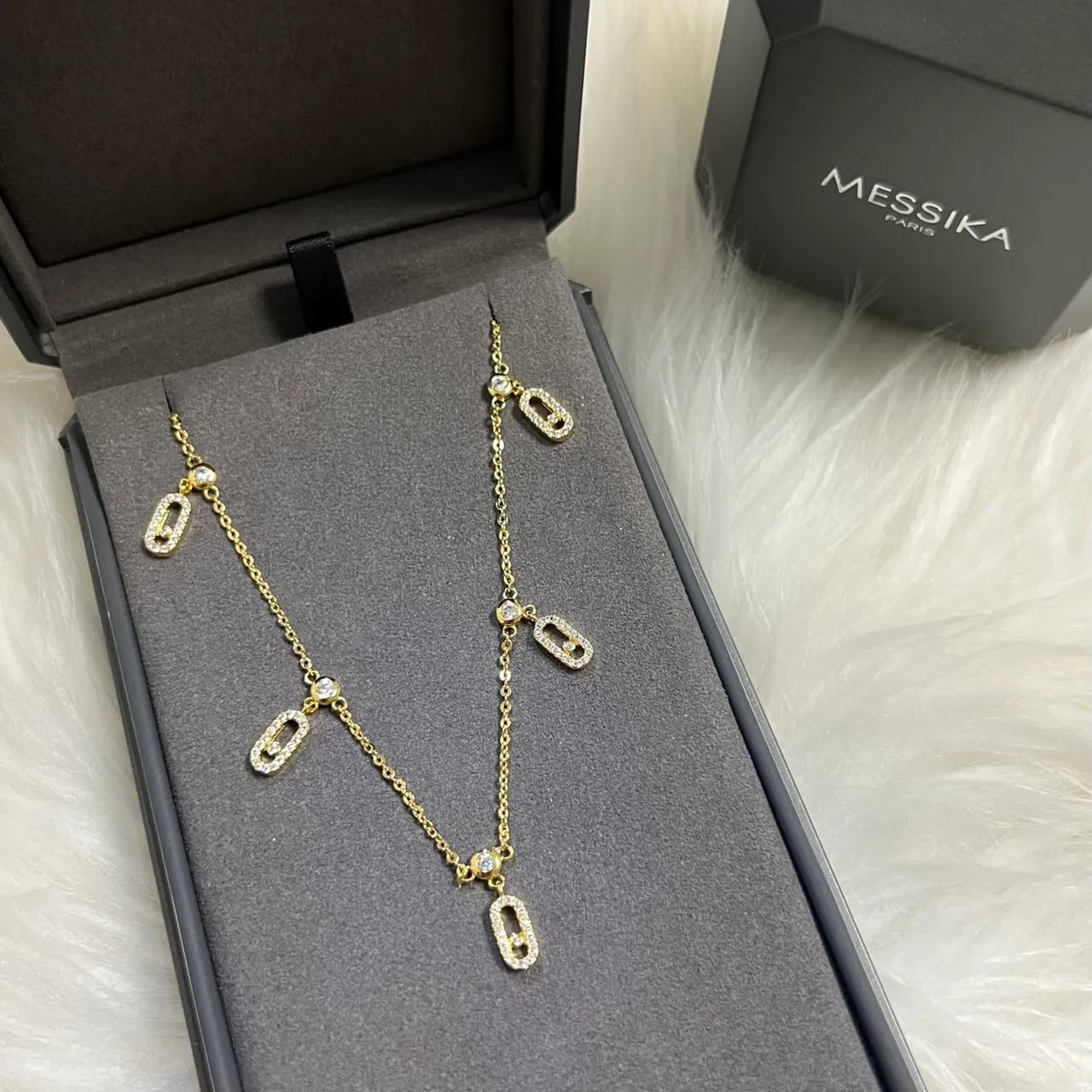 Messika Move Classic Silver White Pavé-Set Oval Links Delicate Chain Construction Necklace 3