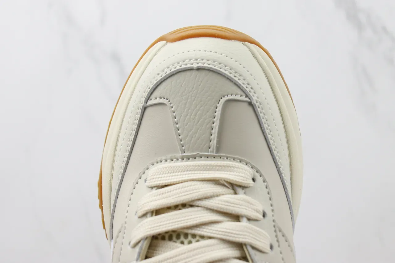 MLB New York Yankees Logo Lifestyle Sneaker 6