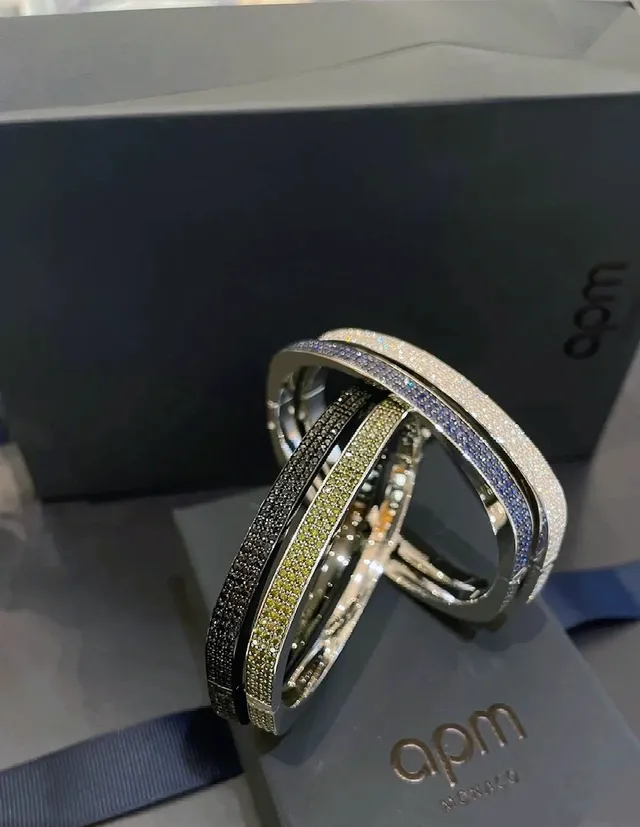 Monaco Pavé-Set Blue Stone Hinged Bangle Bracelet 7