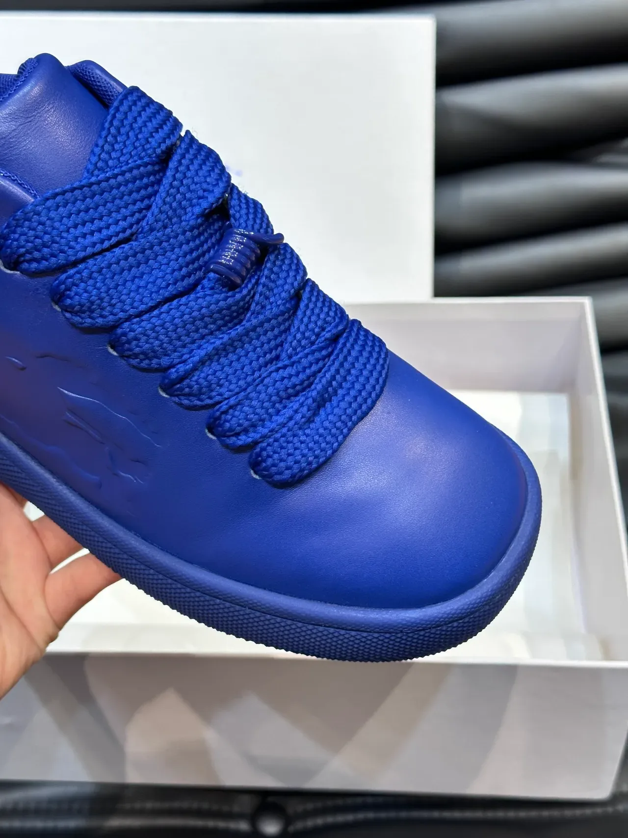 Monochromatic Blue Embossed Motif Lifestyle Sneaker 3
