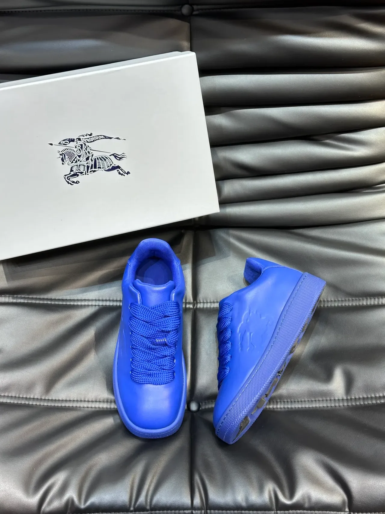 Monochromatic Blue Embossed Motif Lifestyle Sneaker 5