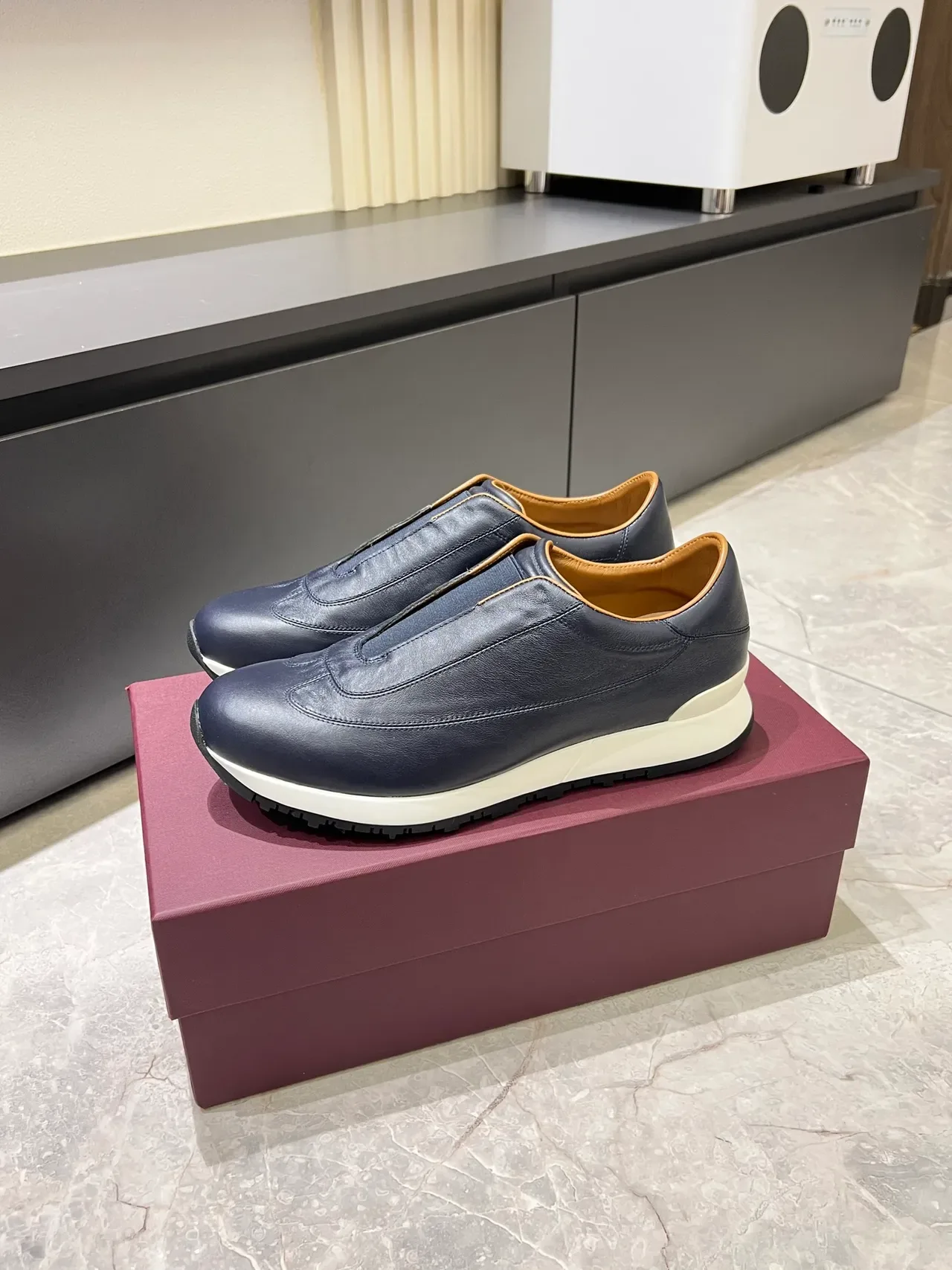 Navy White Leather Slip-On Elastic Gusset Lifestyle Sneakers 5
