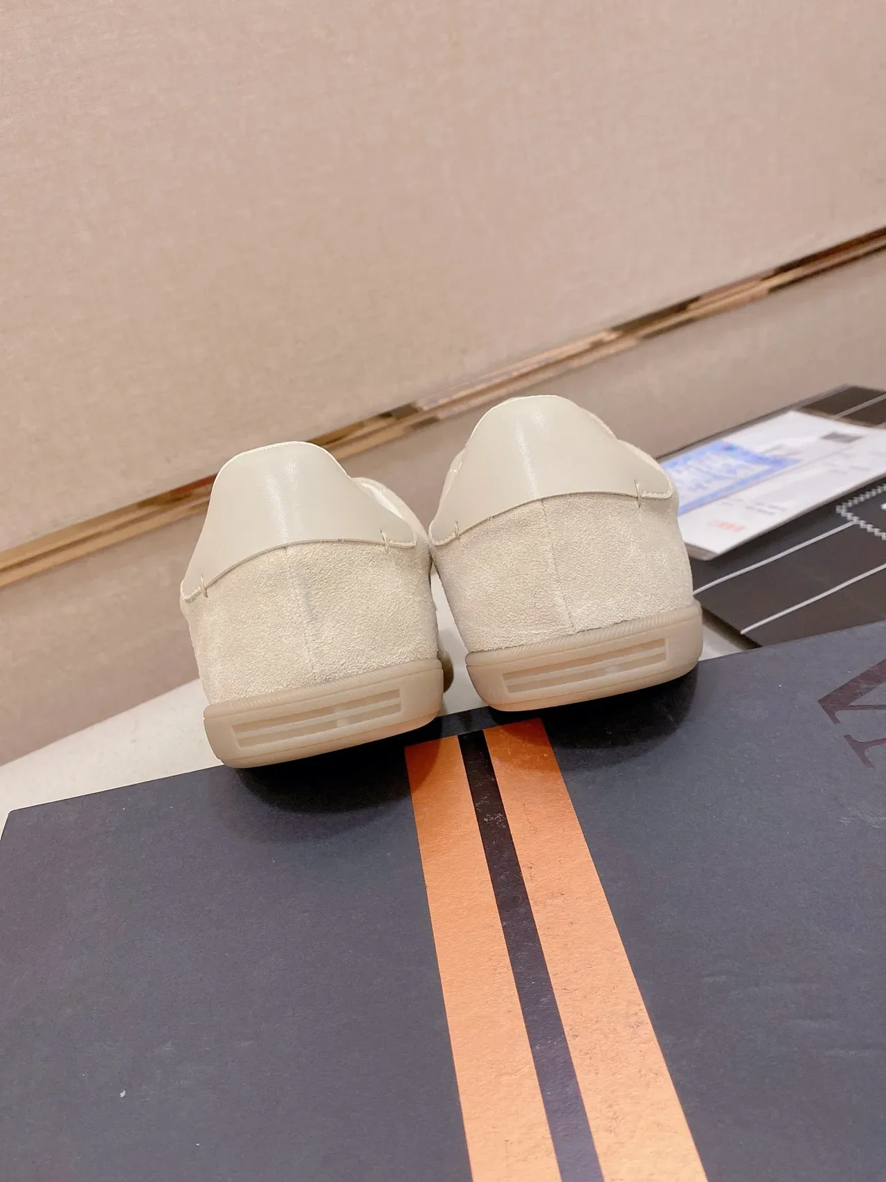 Off-White Suede Low-Top Lifestyle Sneaker 3