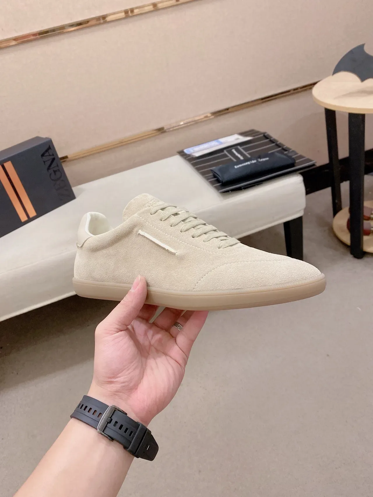 Off-White Suede Low-Top Lifestyle Sneaker 5