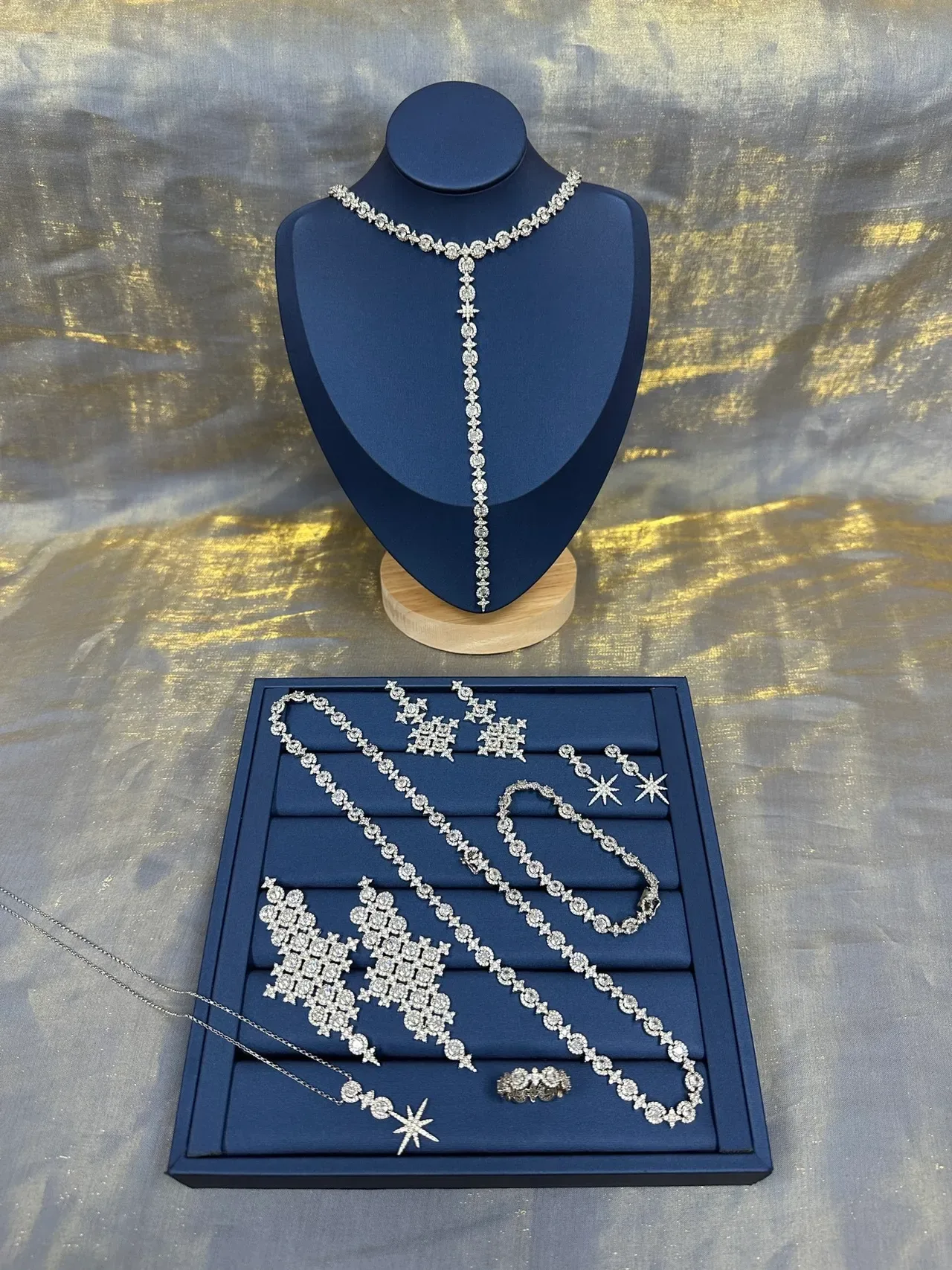 Pavé Crystal Starburst Pendant Necklace 7