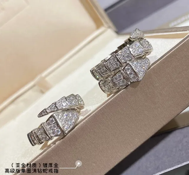 Pavé-Set Snake-Inspired Articulated Double-Band Ring 3