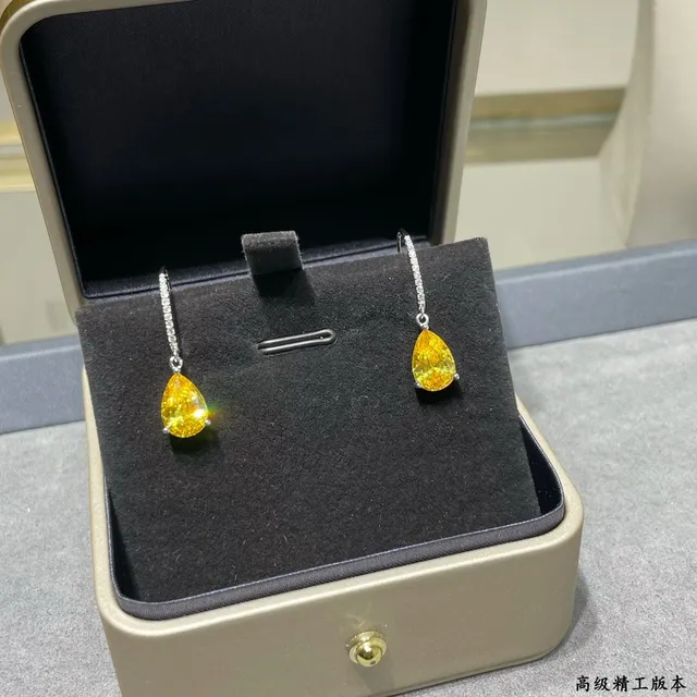 Pear-Shaped Yellow Gemstone Lever-Back Dangling Earrings 2
