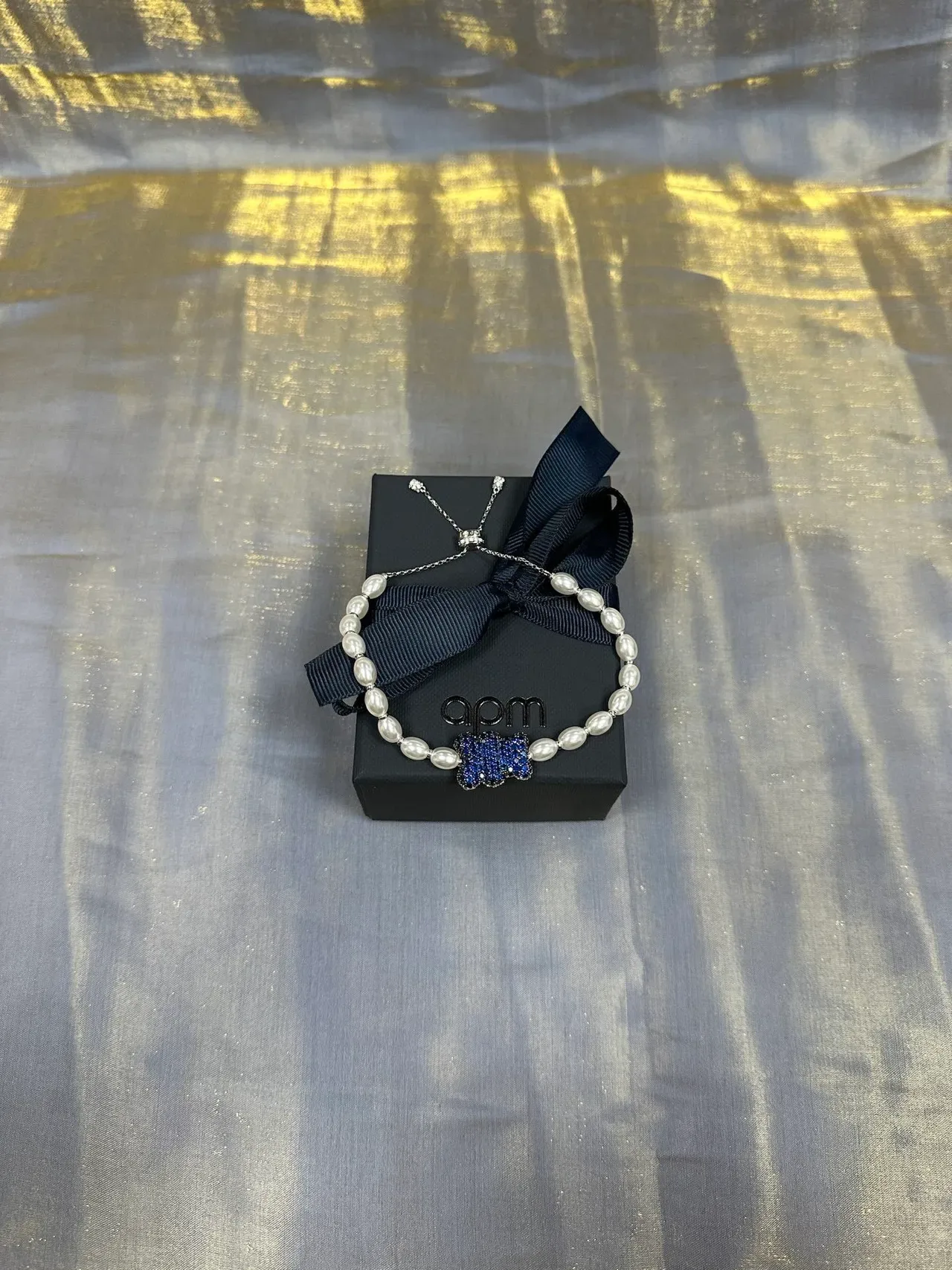 Pearl and Blue Pavé Crystal Motif Bracelet 6