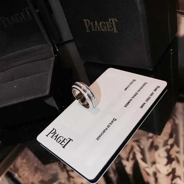 Piaget Diamond-Pavé Multi-Row Ring 6