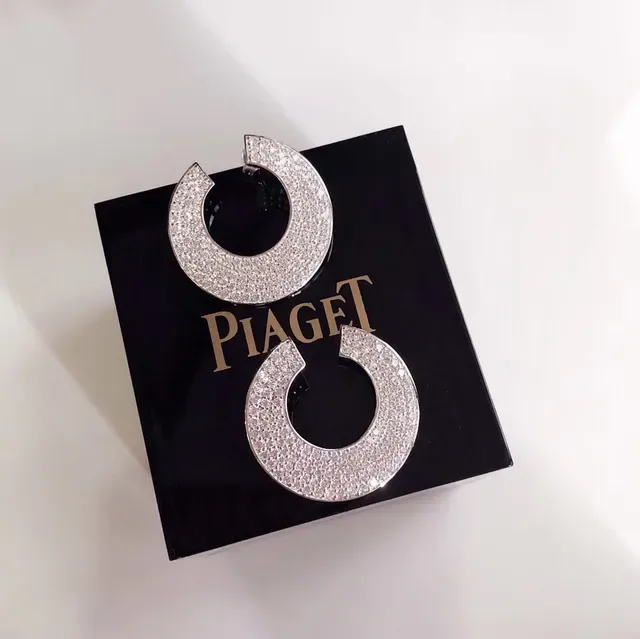 Piaget Pavé-Set Open Hoop Earrings 9