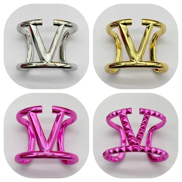 Pink and Gold Logo-Motif Geometric Earrings 4