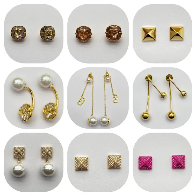 Pink and Gold Logo-Motif Geometric Earrings 5