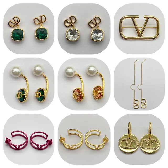 Pink and Gold Logo-Motif Geometric Earrings 8