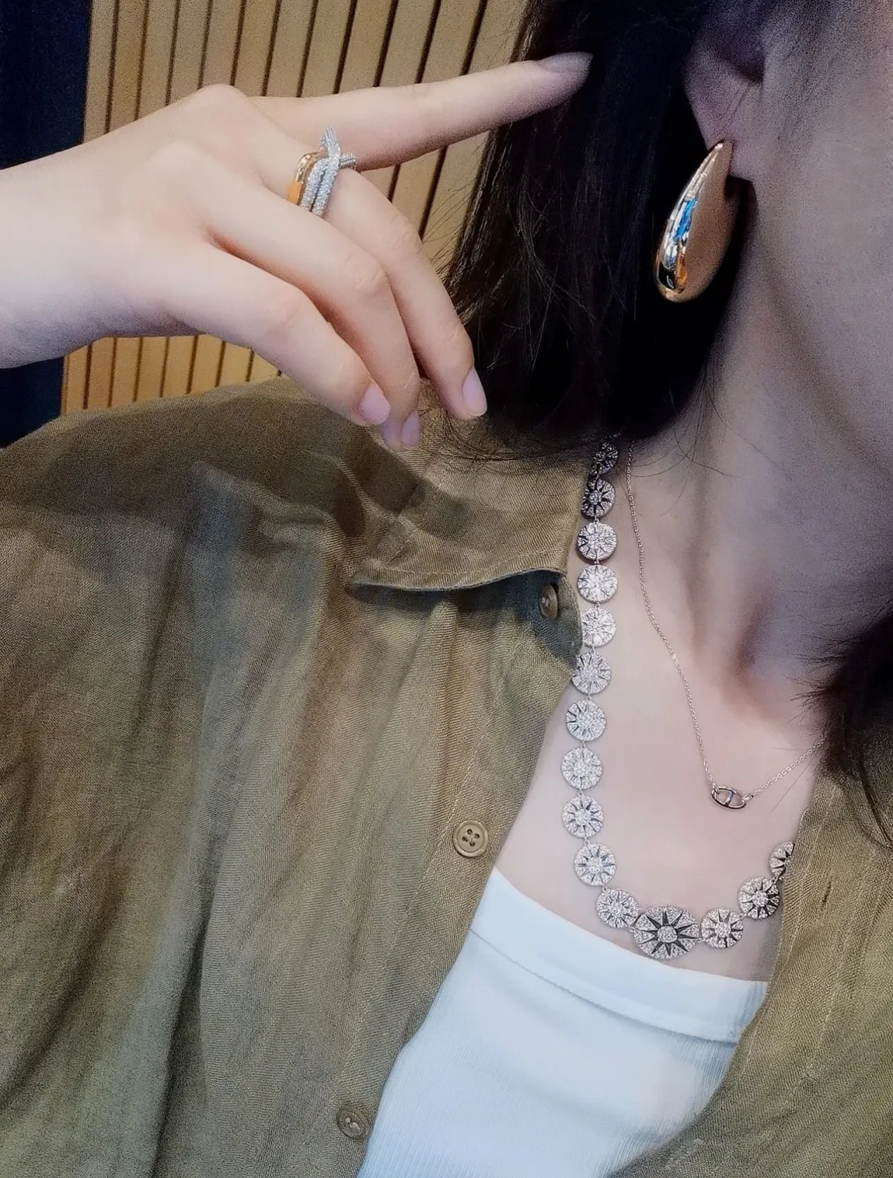 Polished Gold-Tone Teardrop Hoop Earrings 3