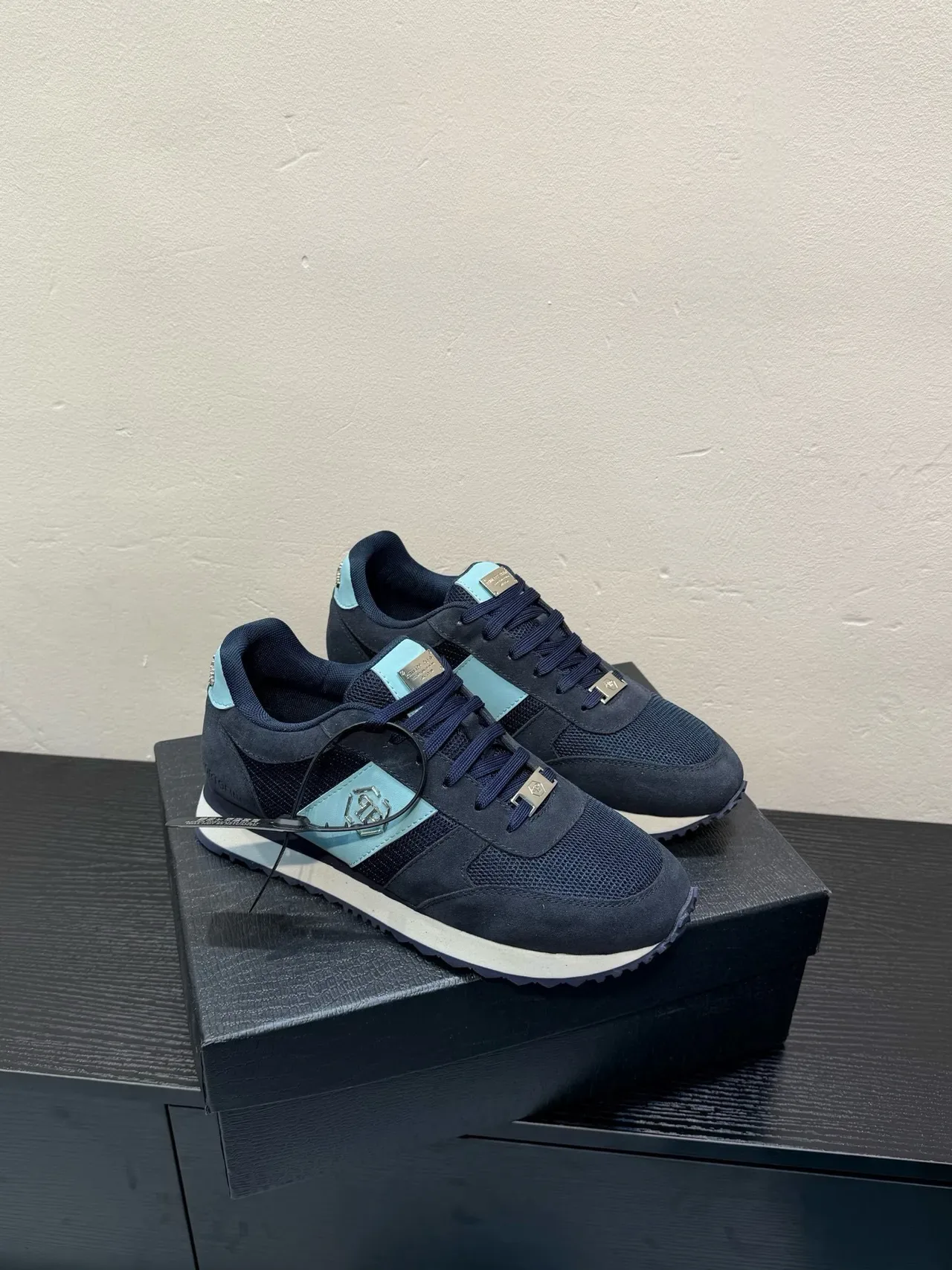 Portofino Navy Blue Suede-Mesh Hybrid Aquamarine Side Panel Lifestyle Sneakers 5