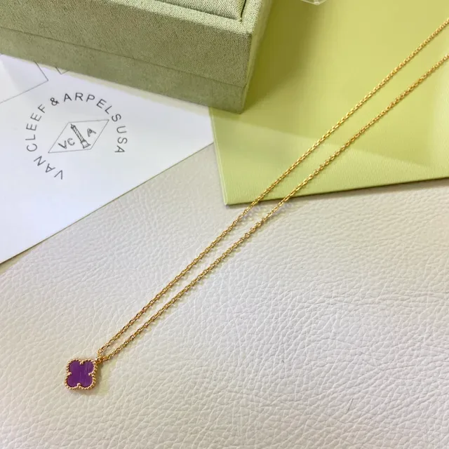 Purple Gold Clover-Shaped Pendant Beaded Bezel Edge Necklace 4