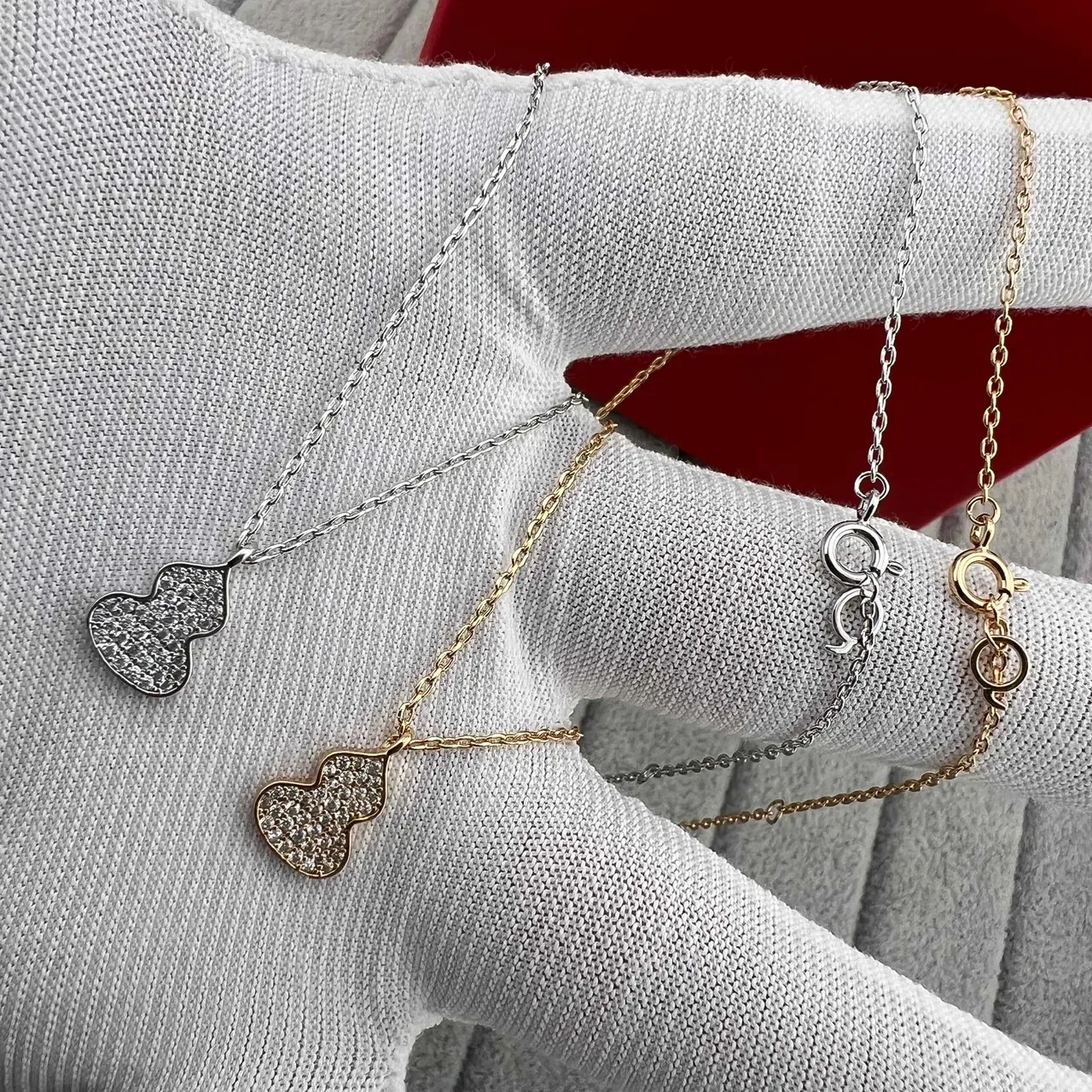 Qeelin Wulu Pavé Gourd Pendant Necklace 5