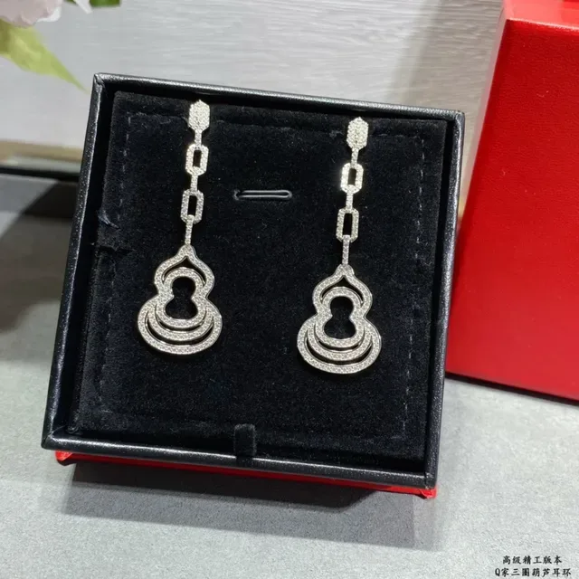 Qeelin Wulu Three-Ring Gourd Pavé Earrings 6