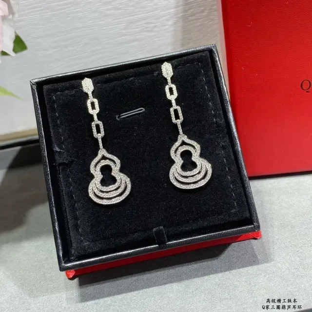 Qeelin Wulu Three-Ring Gourd Pavé Earrings 7