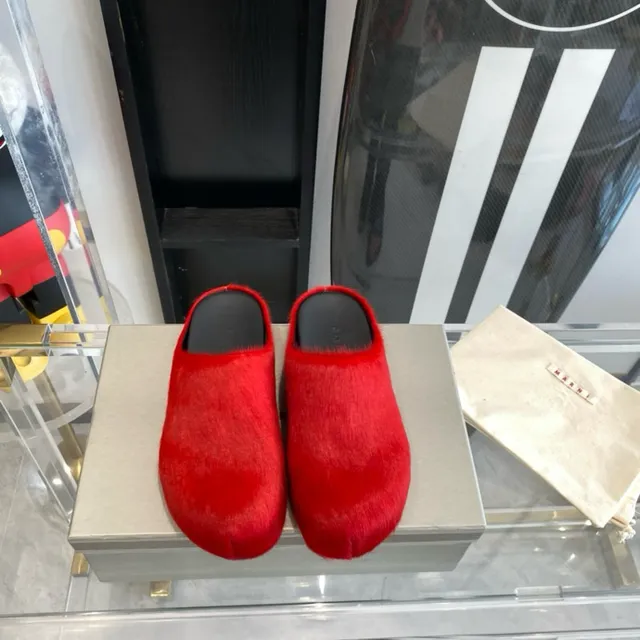 Red Black Plush Fur-Like Upper Open-Back Slip-On Casual Shoes 2