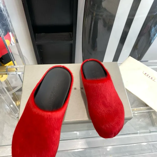 Red Black Plush Fur-Like Upper Open-Back Slip-On Casual Shoes 4