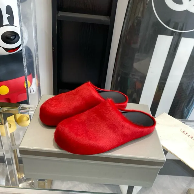 Red Black Plush Fur-Like Upper Open-Back Slip-On Casual Shoes 5