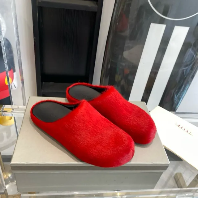 Red Black Plush Fur-Like Upper Open-Back Slip-On Casual Shoes 7