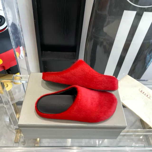 Red Black Plush Fur-Like Upper Open-Back Slip-On Casual Shoes 9